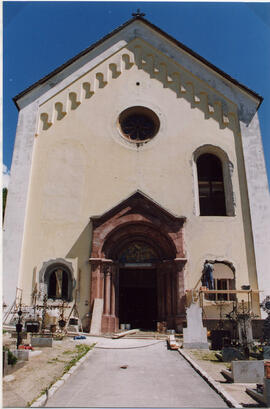 Pfarrkirchenrestaurierung; nördl. großes Westfassadenfenster