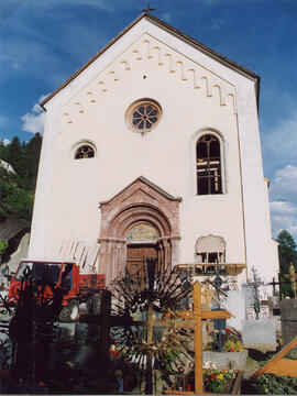 Pfarrkirchenrestaurierung; Nördliches großes Westfassadenfenster
