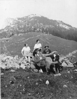 Rietzer Alm Kaisertal Besuchsgruppe um 1937