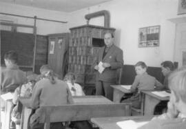 VS Buchberg Klassenzimmer Dir Hans Holas 1962
