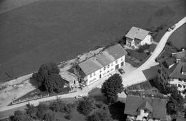 Kufstein Sparchen Gasthaus Kaisertenne und Bäckerei Ladinser Aufnahme aus 1956