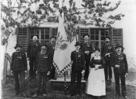 Veteranen Ebbs kleines Gruppenfoto Fahnenweihe 07 07 1907