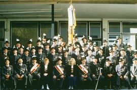 Veteranen Ebbs Gruppenbild mit Fahne ca 1980