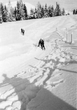 Abfahrtslauf Ebbs Start oberhalb Grasweber mit Ziel Gasteiger Bühel 1955