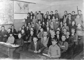 VS Ebbs 3 Klasse Lehrer Daxer mit Namen 1935