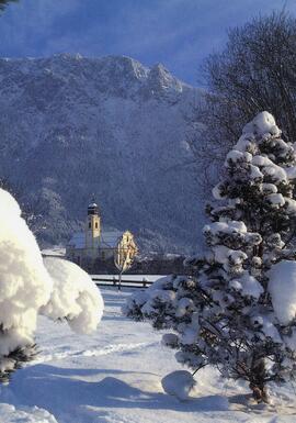 Postkarte 02 Ebbs Kirche Winter Kaisergebirge von Theaterweg aus