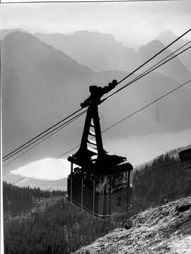Gondel vor Begstation Sommer