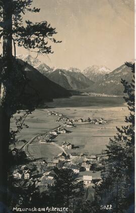 Blick auf Maurach am Achensee