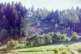 Ansichten in Dorf, Feld und Kalvarienberg