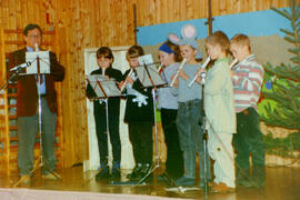 Weihnachtsfeier der Volksschule