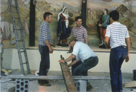 Kalvarienberg - Freiwillige bei der Renovierung