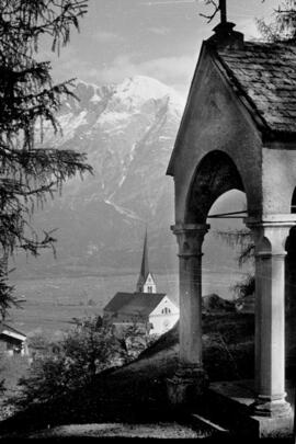 Blick vom Kalvarienberg auf Pfarrkirche
