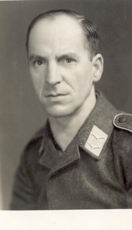 Bartl Soldat Portrait