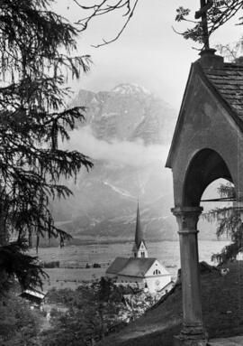 Blick vom Kalvarienberg auf Pfarrkirche