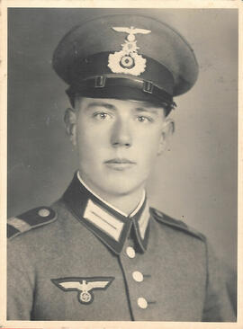 Porträt Hermann Sailer in Uniform