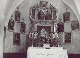 Altar der Kirche in Burgstein