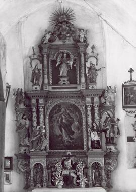 Altar der Kirche in Lehn