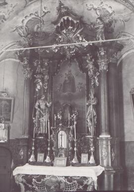 Altar mit Bild Maria Waldrast in der Kirche Unterried
