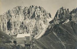 Innsbrucker Hütte (2369m)