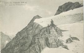 Gipfel des Habicht (3280m) Blick gegen die Ötztaler Ferner