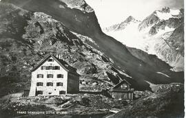 Franz-Senn Hütte (2171m)