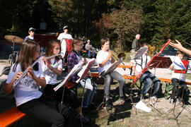 Lärchenwiesenfest Gschwent 2010-10-10_11 JMF