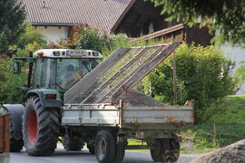 Traktor IM 385BE + Schotter 2013-09-08 JMF