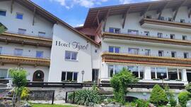 Unterstrass 243 Hotel Tyrol 2022-06-02 JMF