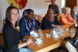 Flüchtlinge Senioren 2016-05-17_1 Riser Barbara