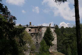 Burg Klamm Aufbau 2011-04-25_18 JMF