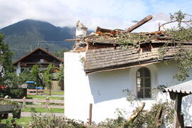 Kapelle Wald Umsturz Linde 93JMF