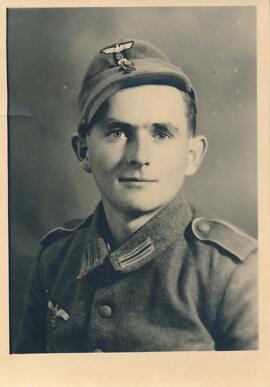 Schweigl Franz geb. 1921 in der Wehrmachtsuniform