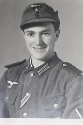 Schweigl Richard geb. 1923 in Wehrmachtsuniform