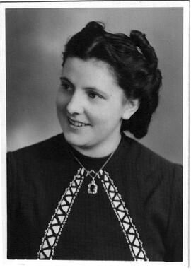 Passfoto einer jungen Frau