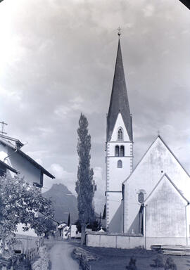 Pfarrkirche Maria Himmelfahrt Pettneu