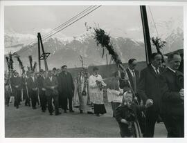 Palmprozession ab &quot;Bichl Kreuz&quot; Richtung Rinn