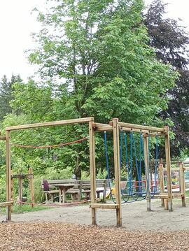 Waldspielplatz neu gestaltet