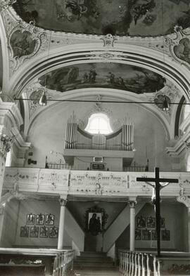 Empore mit Orgel in der Kirche Judenstein