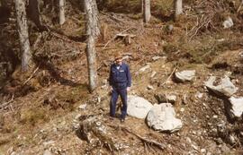 Bürgermeister, E-Werk-Leiter Arnold Josef auf Baustelle (Wasserfassung)