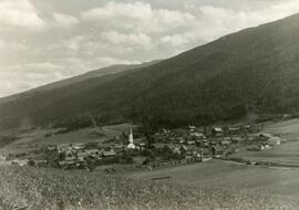 Blick vom "Rinner Bichl" Richtung Dorf