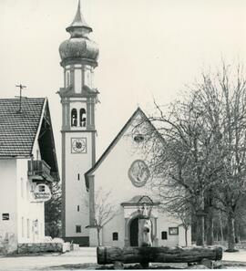 Kirche Judenstein mit Gasthaus