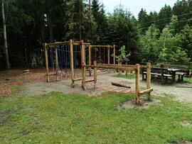 Waldspielplatz neu gestaltet