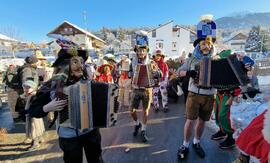 Auftritt der Brauchtumsgruppe in Aldrans, Begleitmusikanten