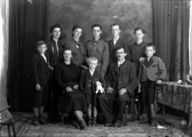 Pohl Alois mit Familie