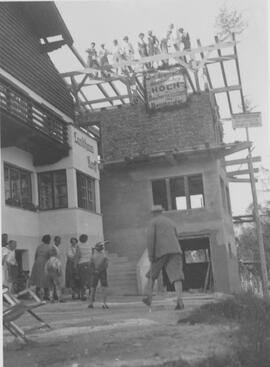 Bau des Landhauses Korff - Anbau Firstfeier