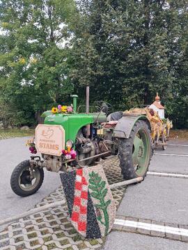 20250928_BezirksErntedank_WagenStams01