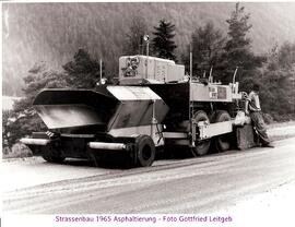 Asphaltierungsmaschine Straßenbau Fulpmes-Telfes