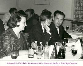 Einweihung Feier Straße Festgäste