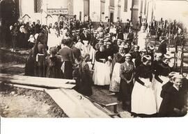 Prozession Telfes am Friedhof