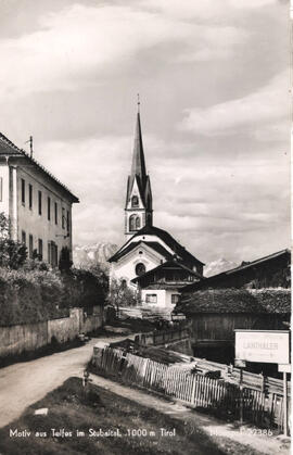 Dorfstraße-Blick Kirche-Widum-Kofler
